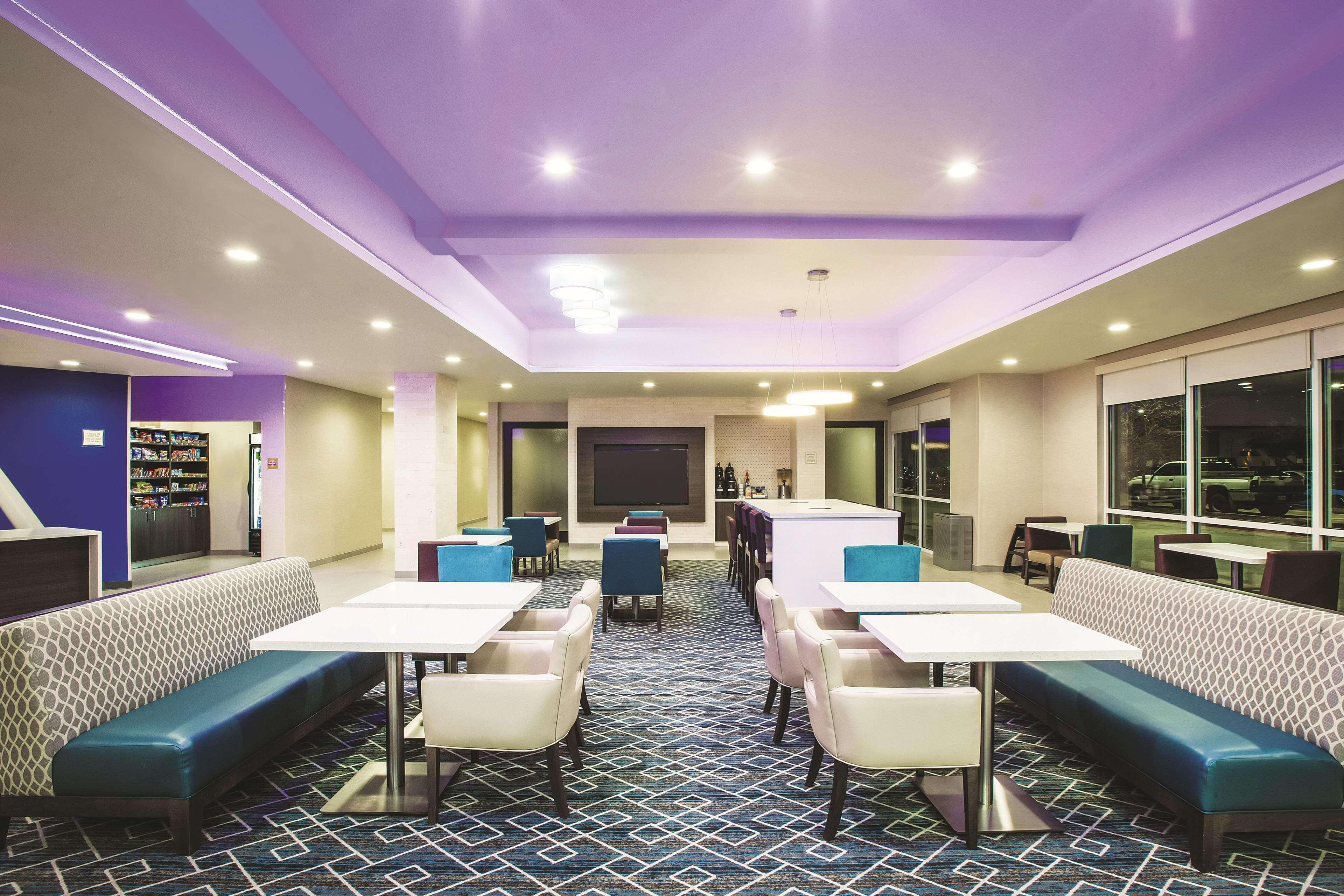 La Quinta By Wyndham Dallas Northeast-Arboretum Гарланд Екстериор снимка
